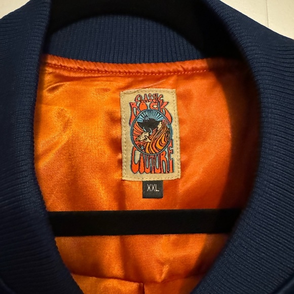 Bomber jacket - Picture 3 of 6